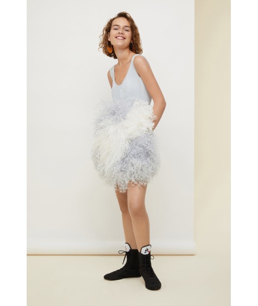 Robe à plumes À commander