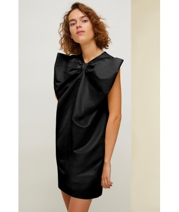 Robe en satin à maxi noeud des créatures d'habitude