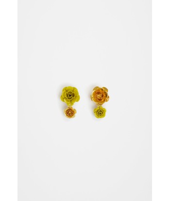 Doubles boucles d’oreilles à fleurs les ctes