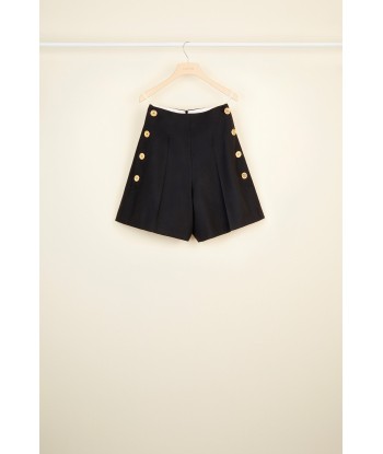 Short taille haute en laine vierge brillant des détails fins